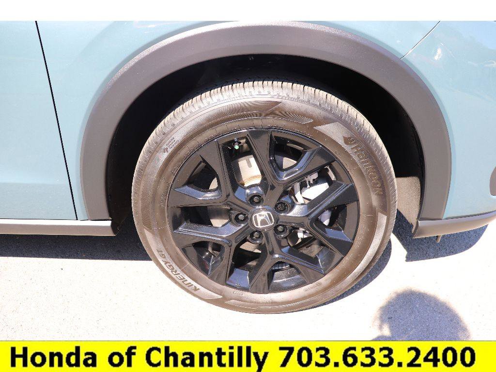 Certified 2025 Honda HR-V Sport image 29