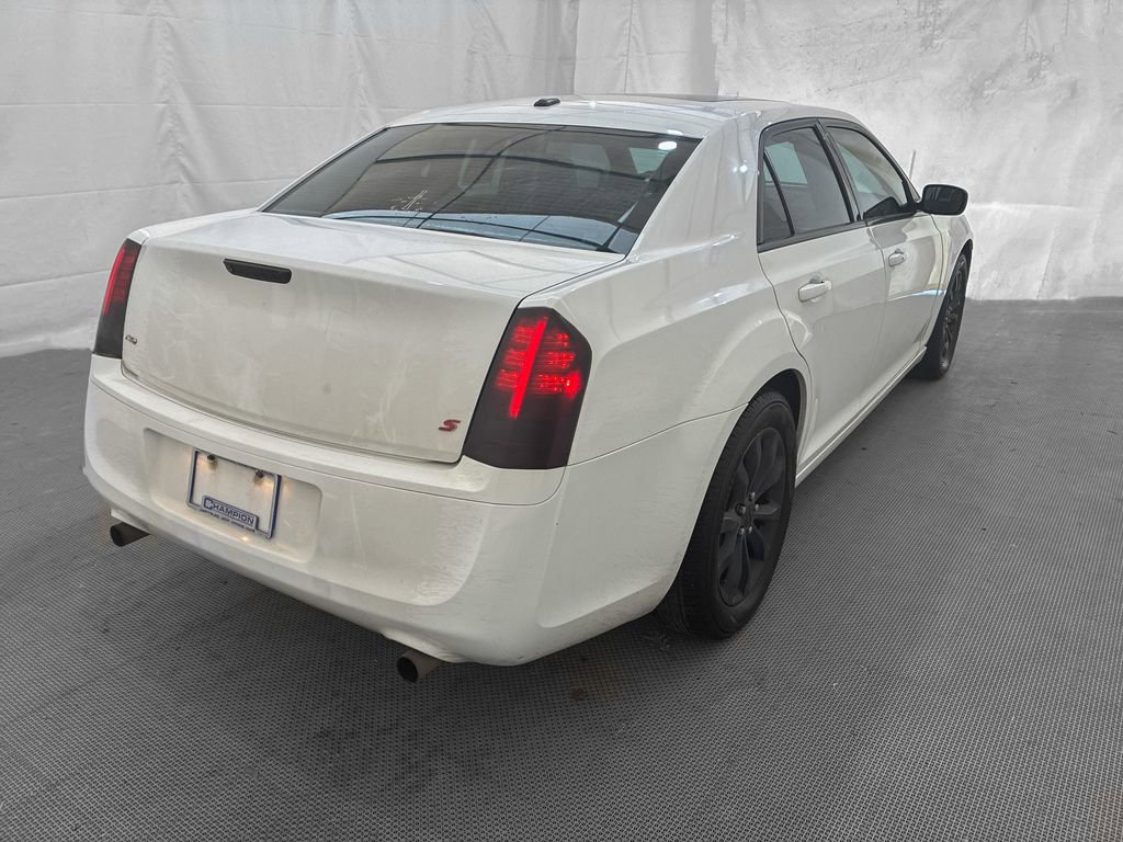 Used 2014 Chrysler 300 S AWD/4WD image 6