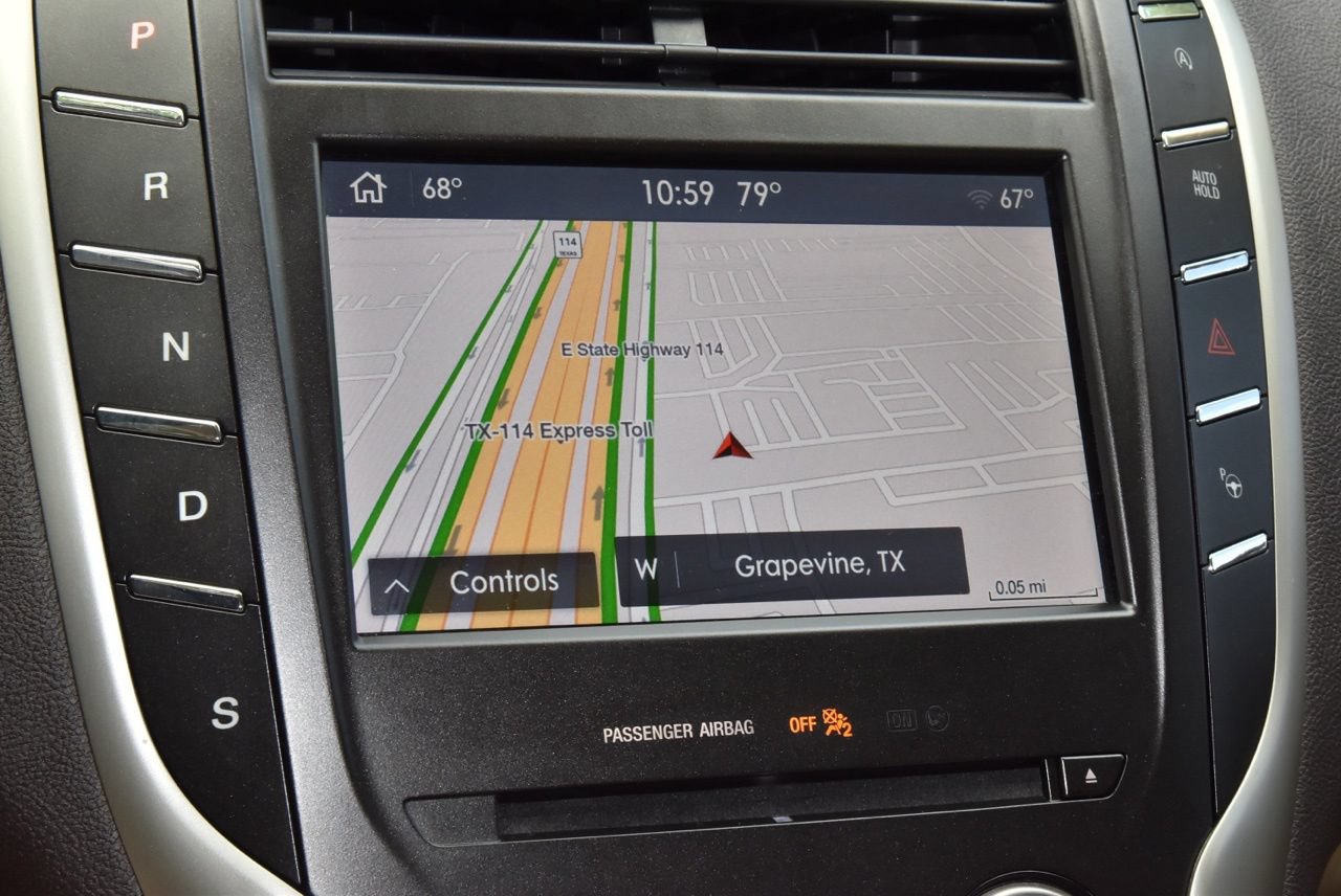 Used 2019 Lincoln MKC Reserve w/ MKC Technology Package FWD image 27