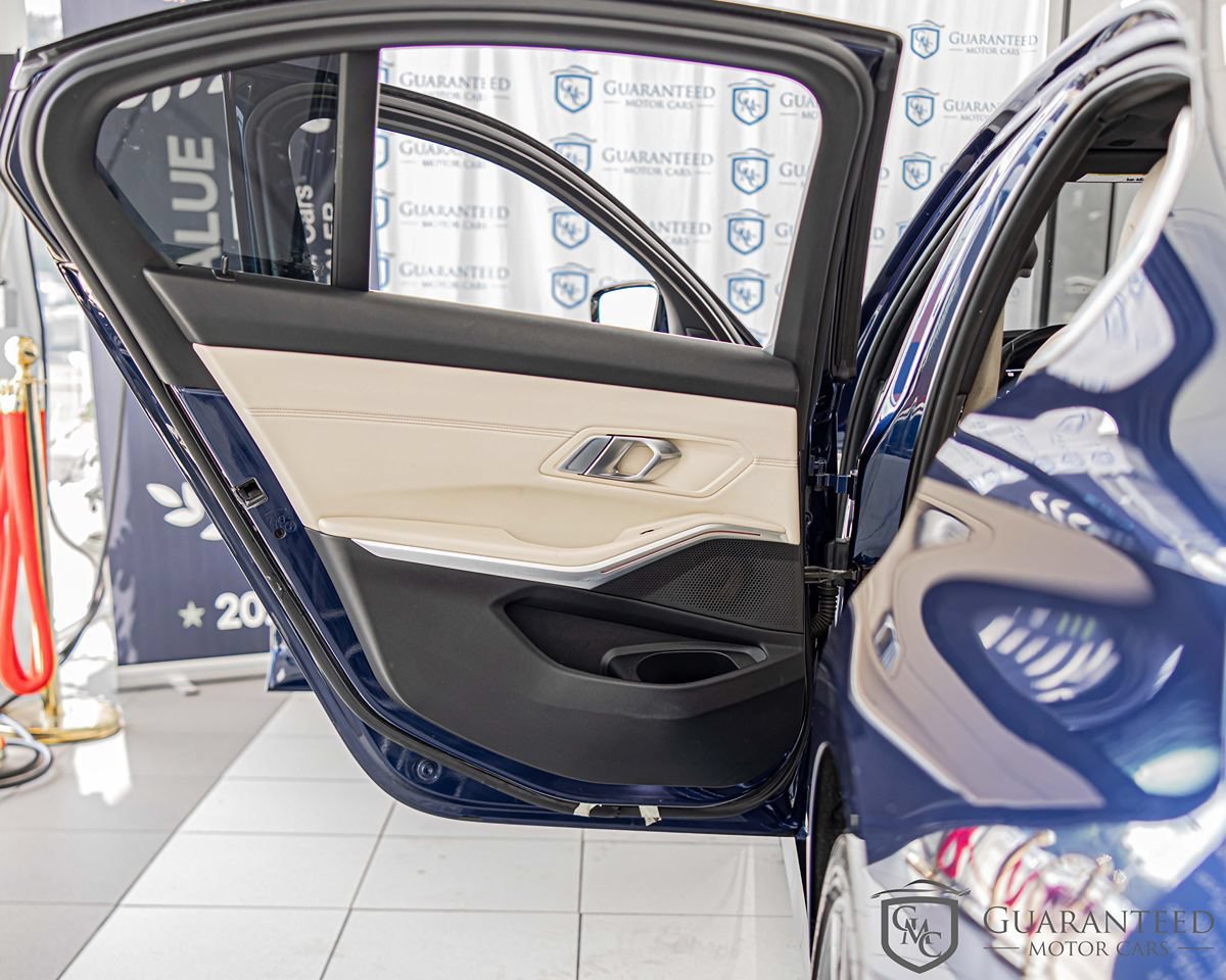 Used 2019 BMW 330i xDrive Sedan w/ Convenience Package AWD/4WD image 33