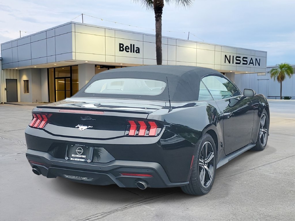 Used 2024 Ford Mustang Premium RWD image 5