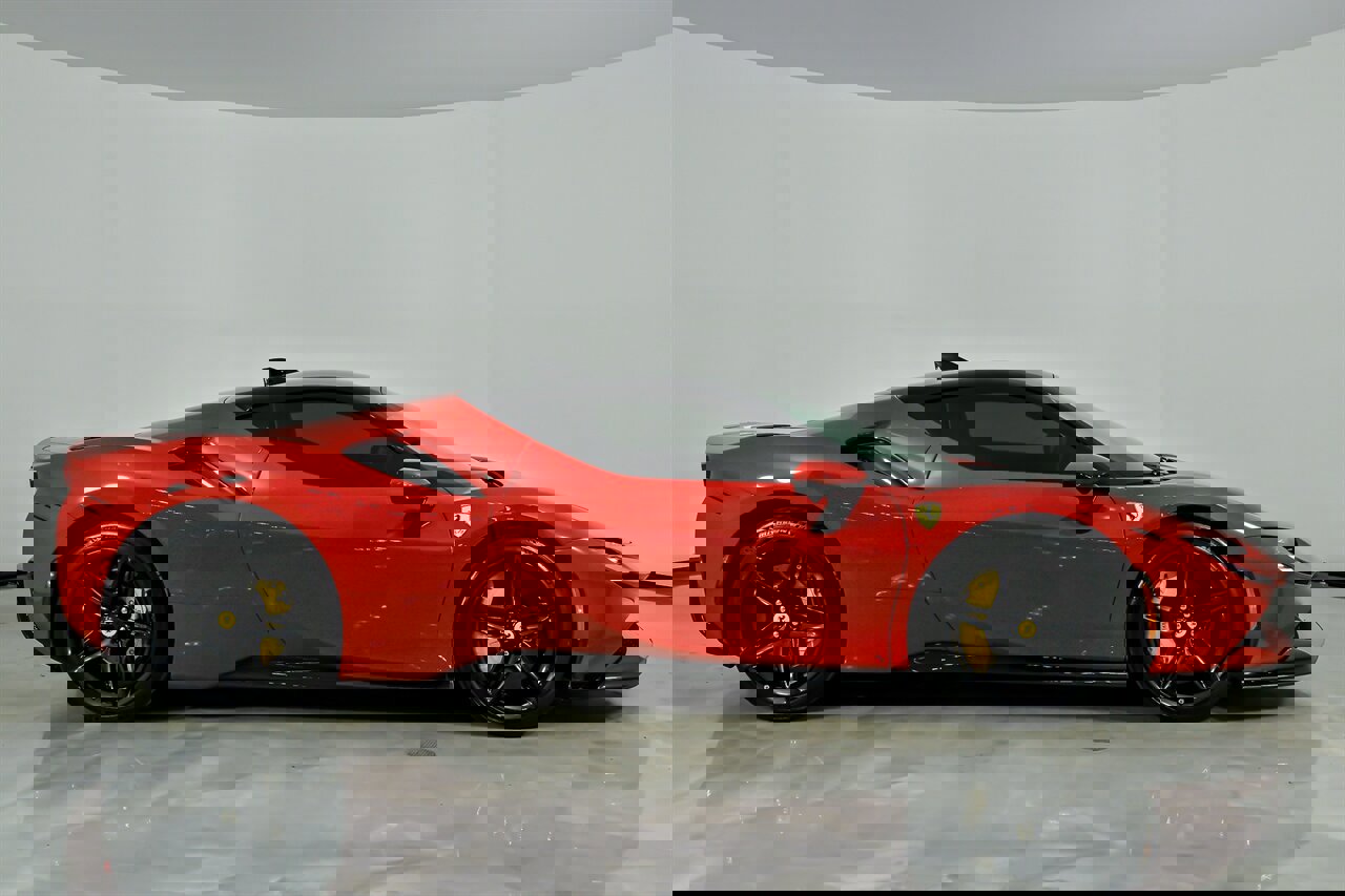 Used 2023 Ferrari SF90 Stradale image 14