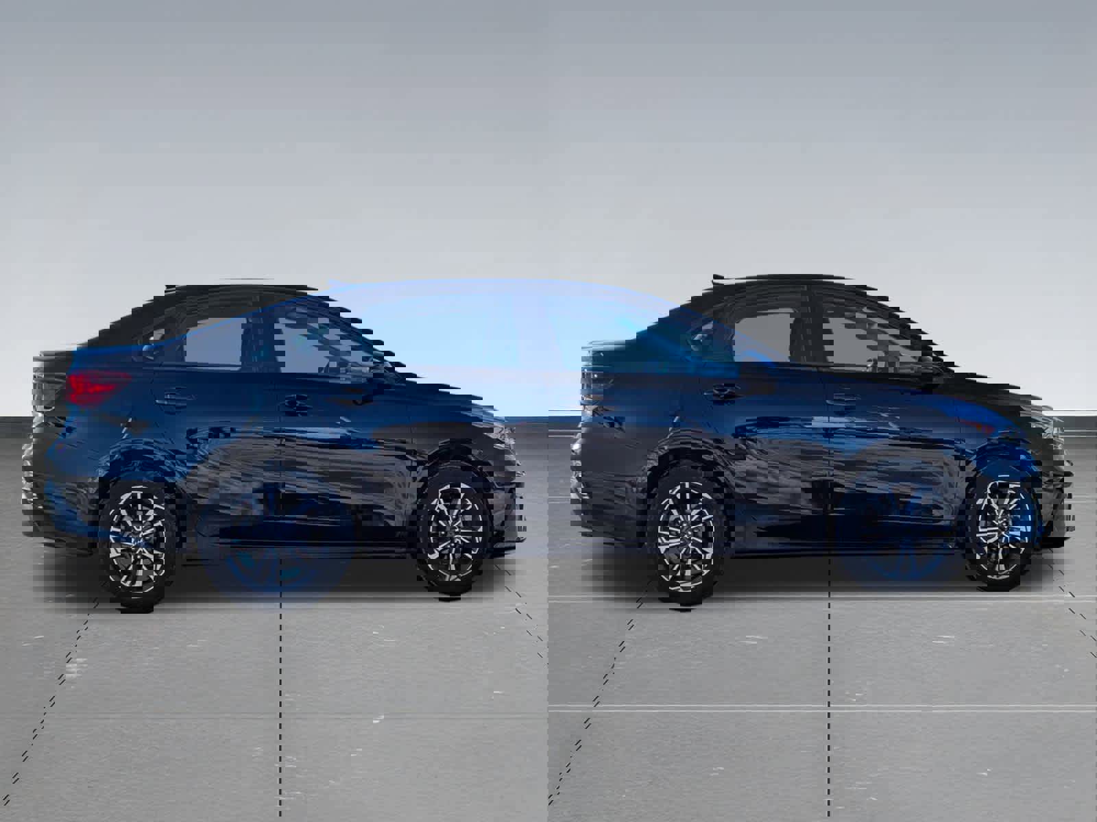 Used 2024 Kia Forte LXS image 7