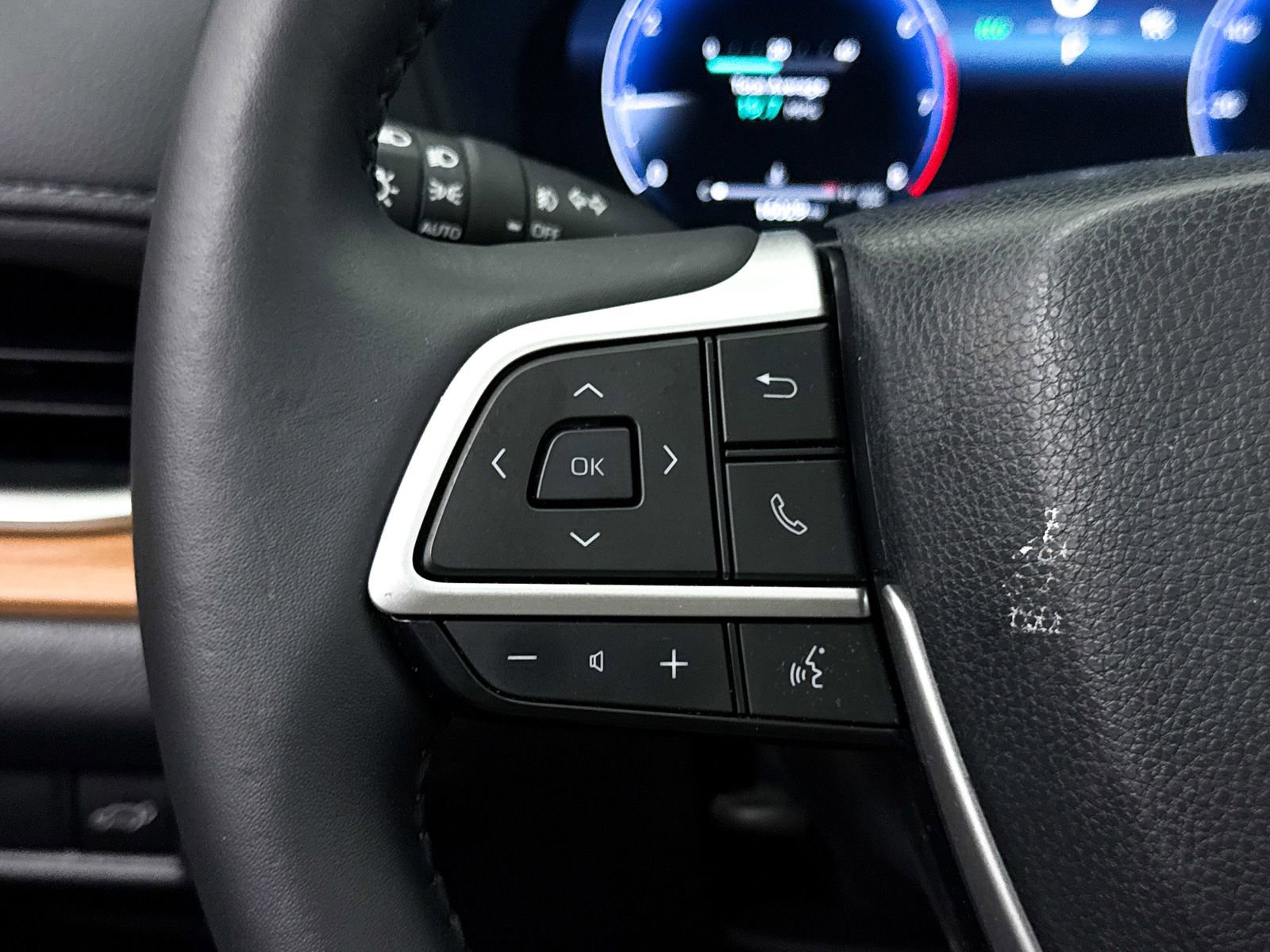 Used 2025 Toyota Grand Highlander FWD image 36