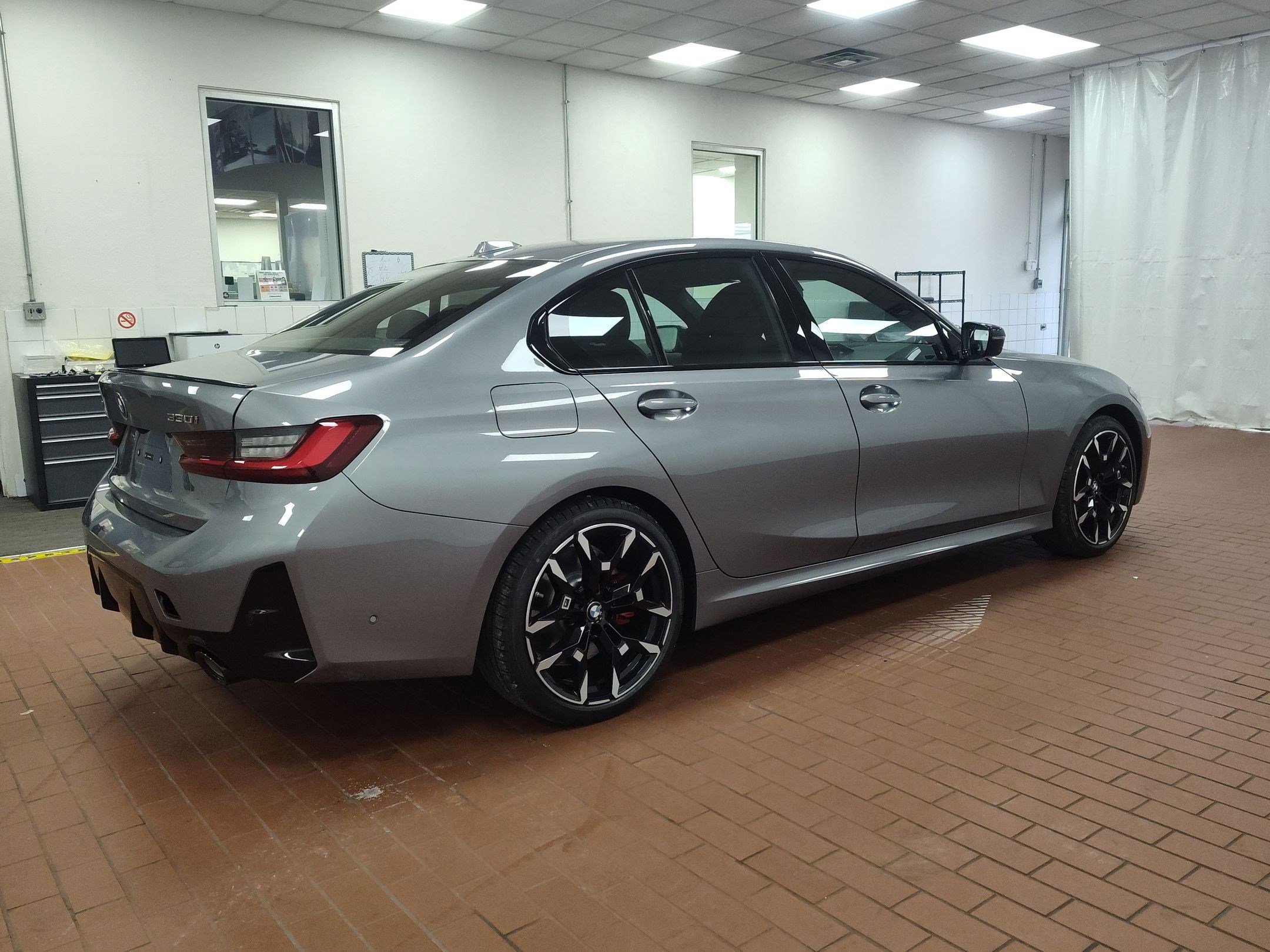 New 2026 BMW 330i xDrive Sedan w/ M Sport Package image 7