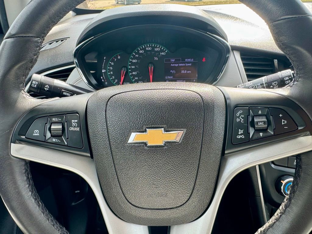 Used 2020 Chevrolet Trax LT w/ Driver Confidence Package image 18