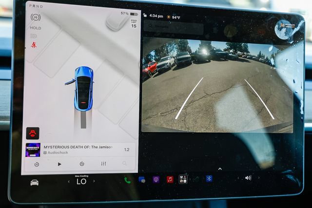 Used 2022 Tesla Model Y Performance AWD/4WD image 20