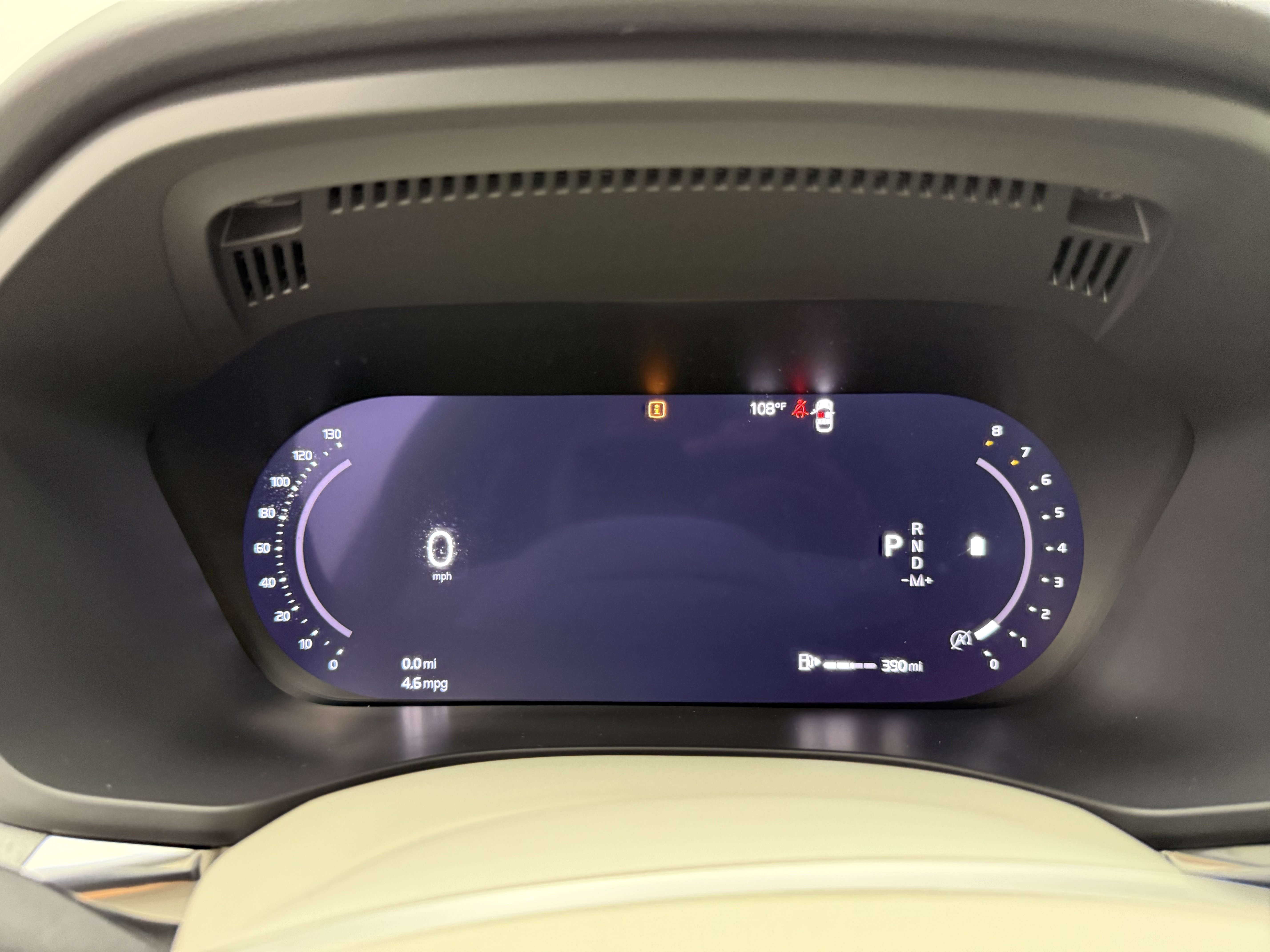 Certified 2025 Volvo XC60 B5 Plus w/ Protection Package Premier AWD/4WD image 14