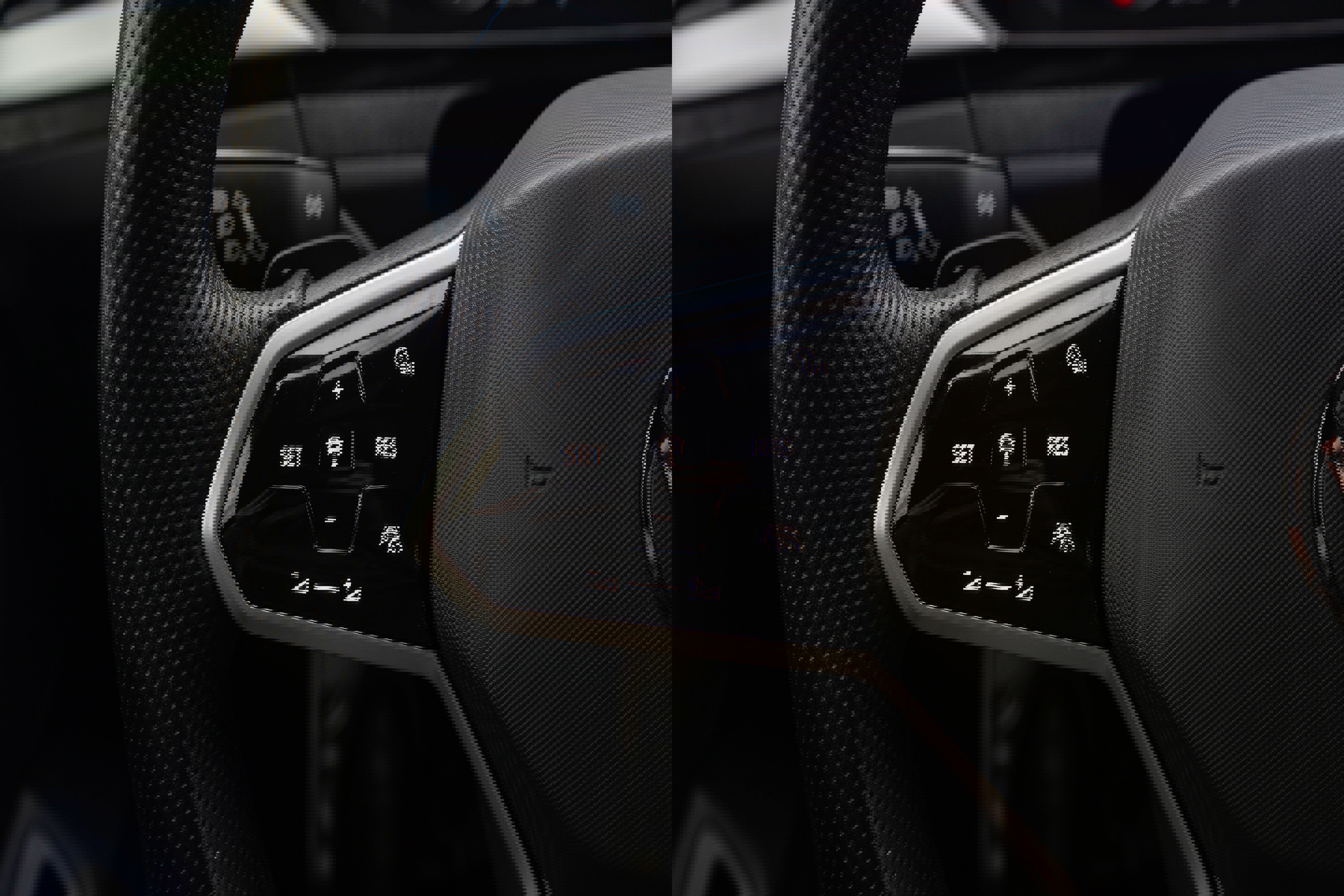 Used 2023 Volkswagen Arteon SEL Premium image 15