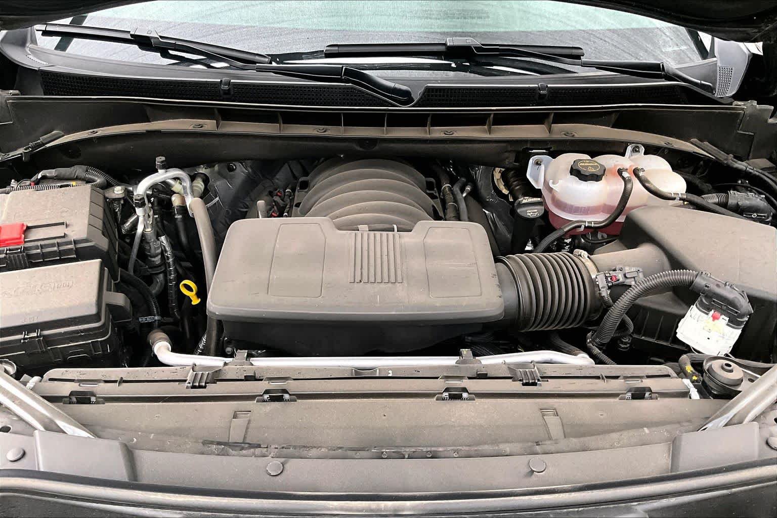 Used 2026 GMC Yukon Denali AWD/4WD image 32