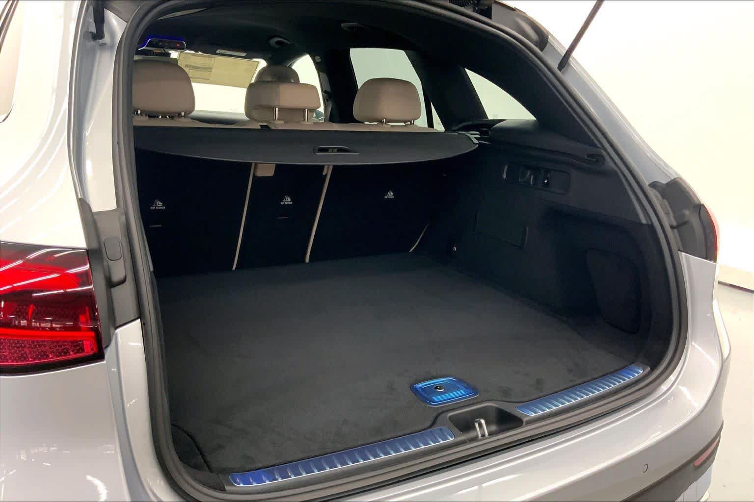 Used 2026 Mercedes-Benz GLC 300 image 16