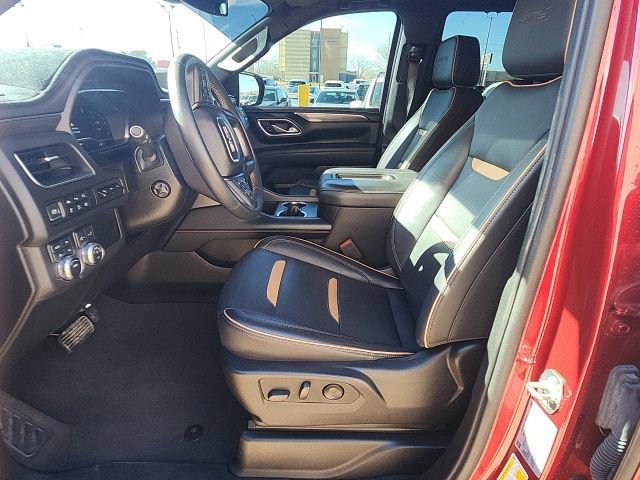 Used 2024 GMC Yukon AT4 w/ Technology Package image 26