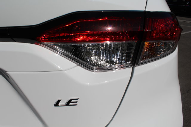 Certified 2026 Toyota Corolla LE w/ LE Premium Package FWD image 15