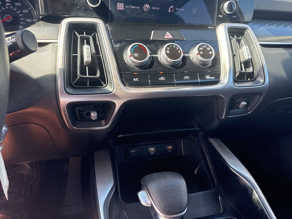 Used 2021 Kia Sorento LX image 16