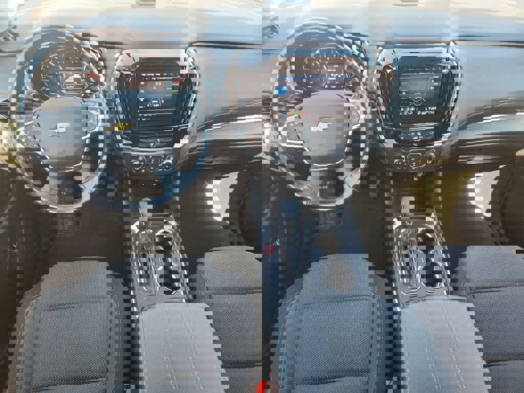 Used 2021 Chevrolet Traverse LT image 10