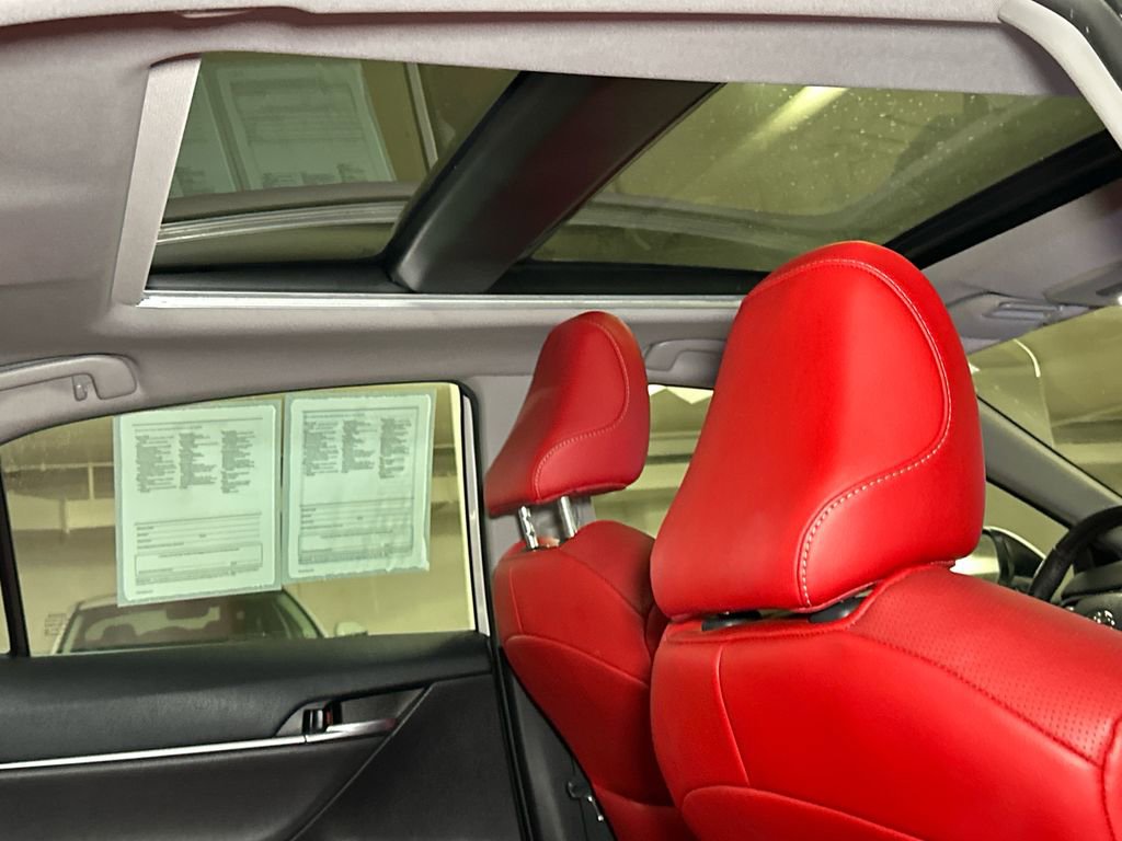 Used 2024 Toyota Camry XSE w/ Navigation Package image 15