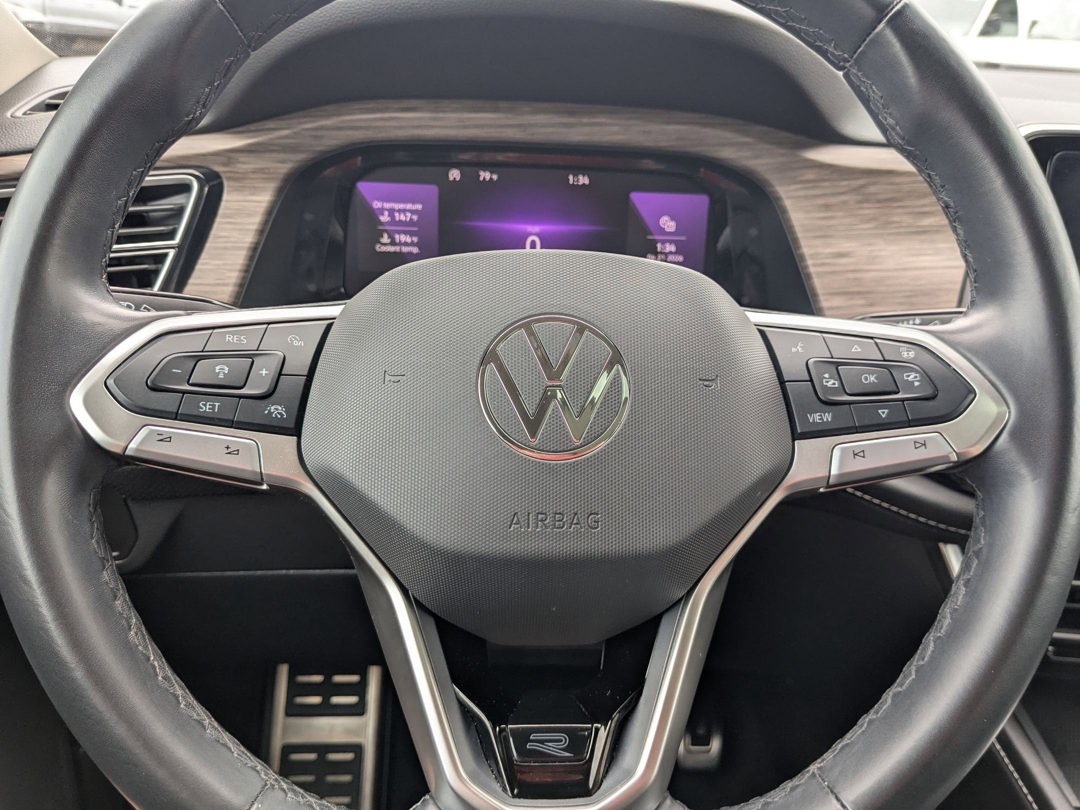 Used 2024 Volkswagen Atlas SEL Premium R-Line AWD/4WD image 17