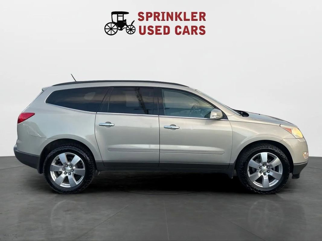 Used 2012 Chevrolet Traverse LTZ AWD/4WD image 3