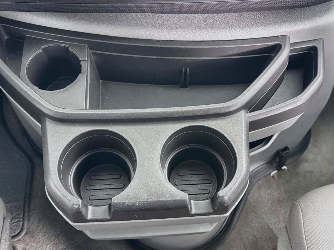 Used 2014 Ford E-350 and Econoline 350 XLT RWD image 17