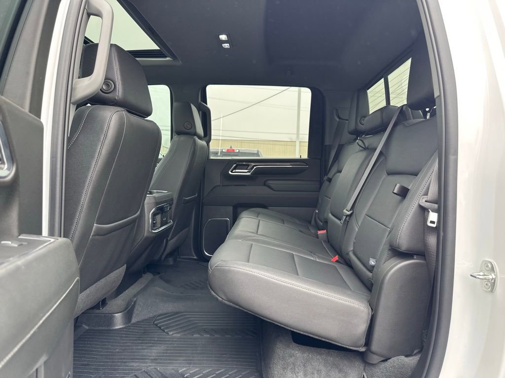 Used 2024 Chevrolet Silverado 3500 LTZ w/ LTZ Premium Package image 23