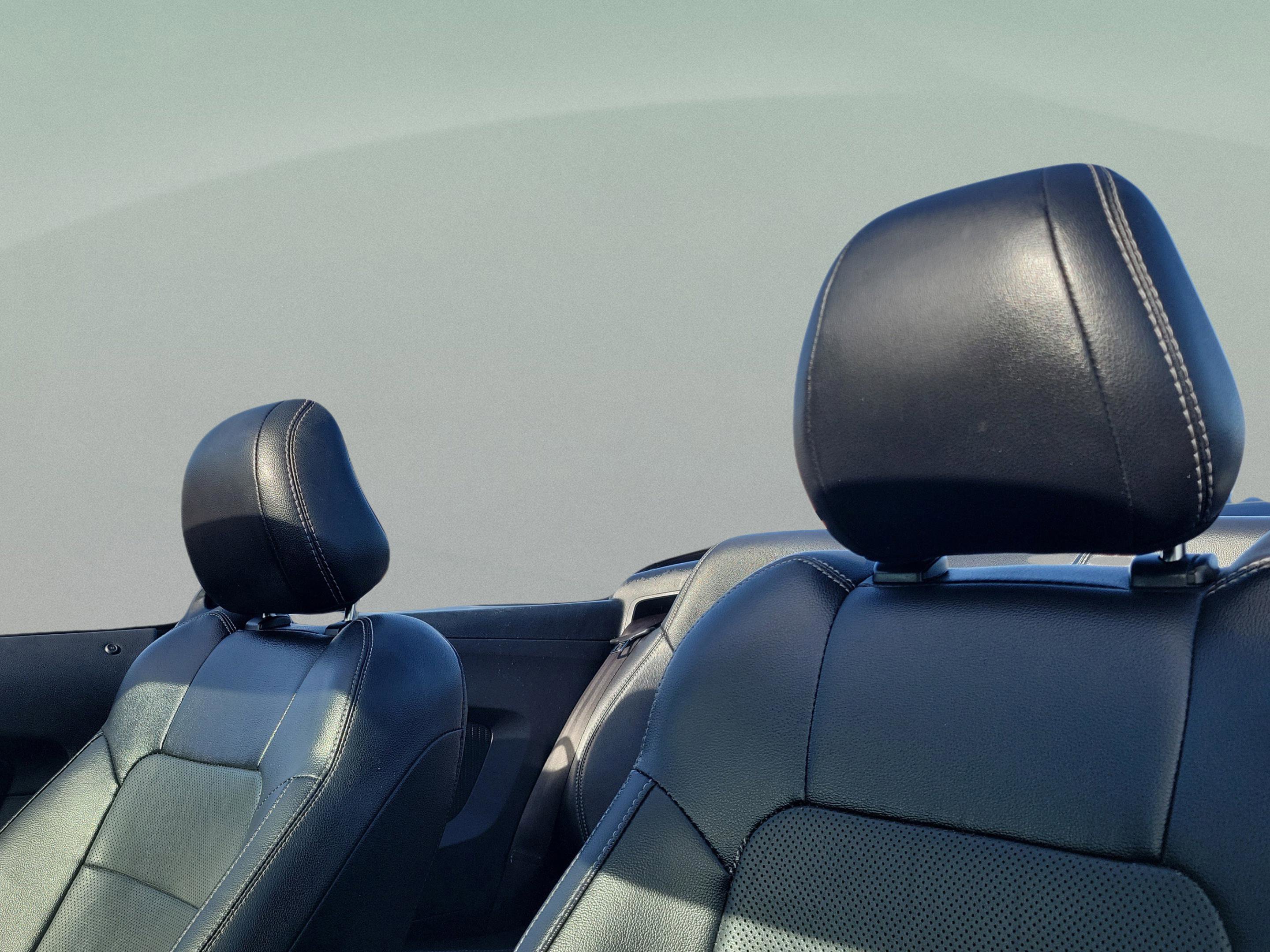 Used 2020 Ford Mustang Premium image 30