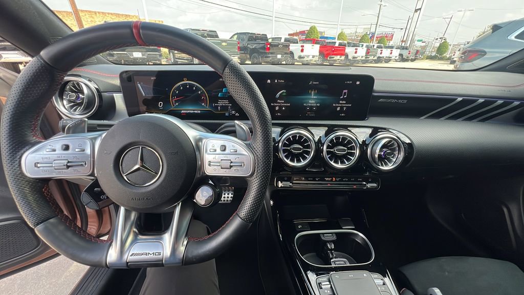 Used 2023 Mercedes-Benz CLA 35 AMG 4MATIC image 9