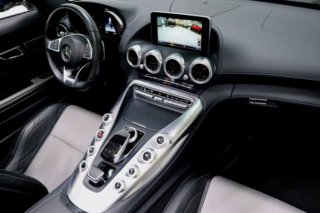 Used 2019 Mercedes-Benz AMG GT image 32