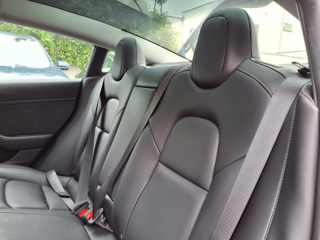 Used 2023 Tesla Model 3 Standard Range RWD image 13