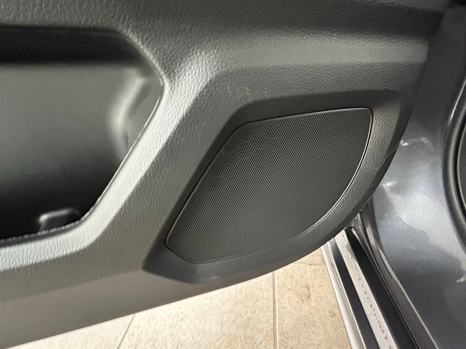 Used 2022 Honda Odyssey Elite image 25