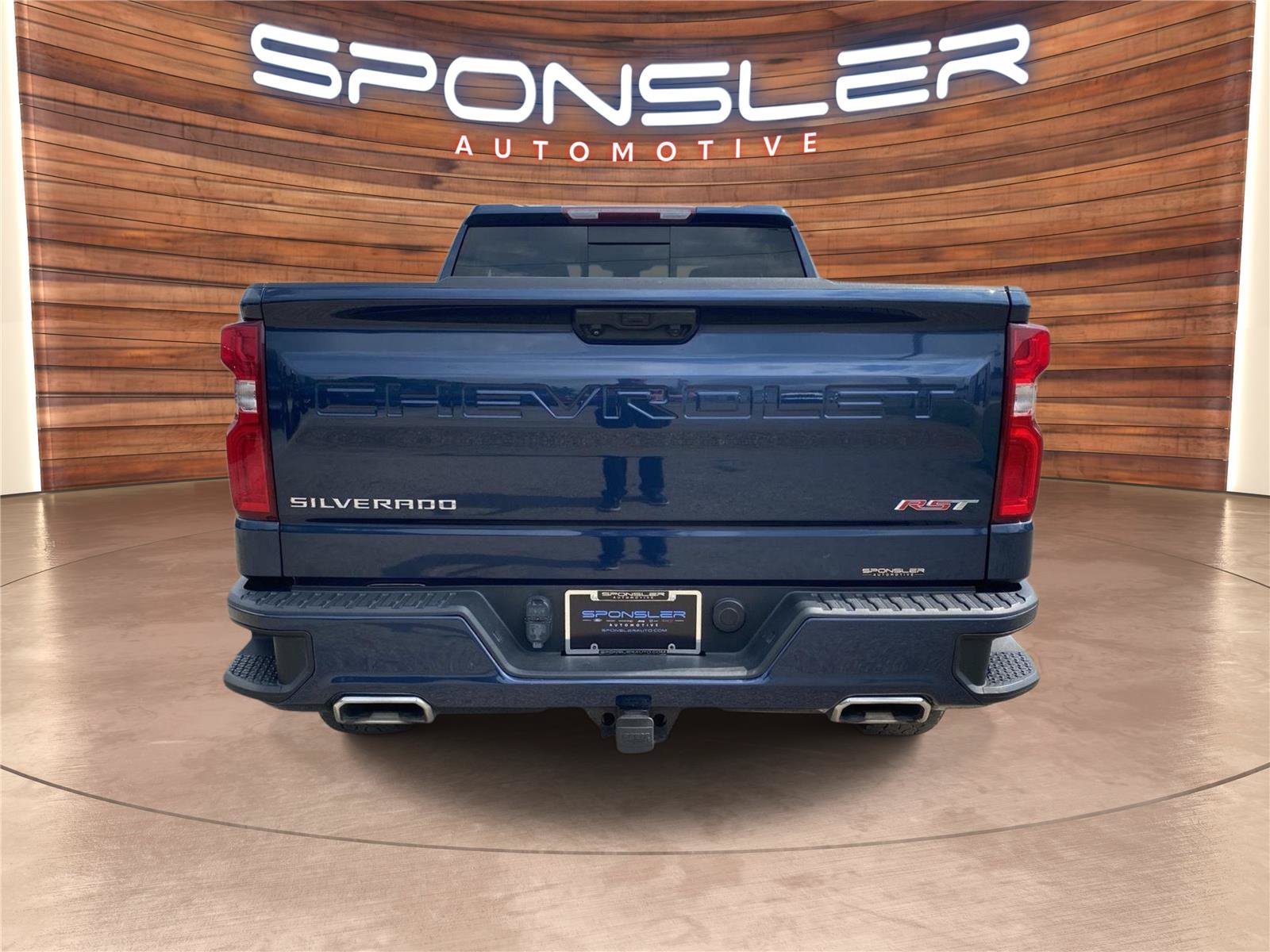 Used 2023 Chevrolet Silverado 1500 RST AWD/4WD image 5