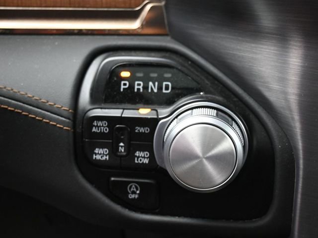 Used 2022 RAM 1500 Limited w/ Body Color Bumper Group image 27