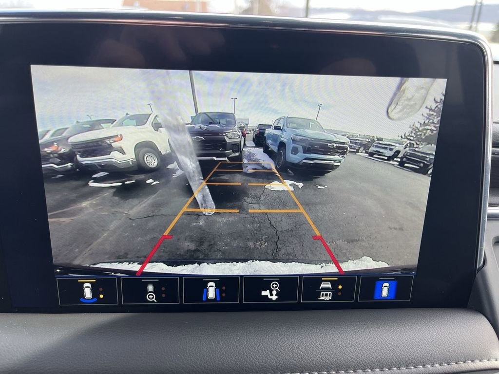 Certified 2024 Chevrolet Tahoe Z71 w/ Luxury Package image 15