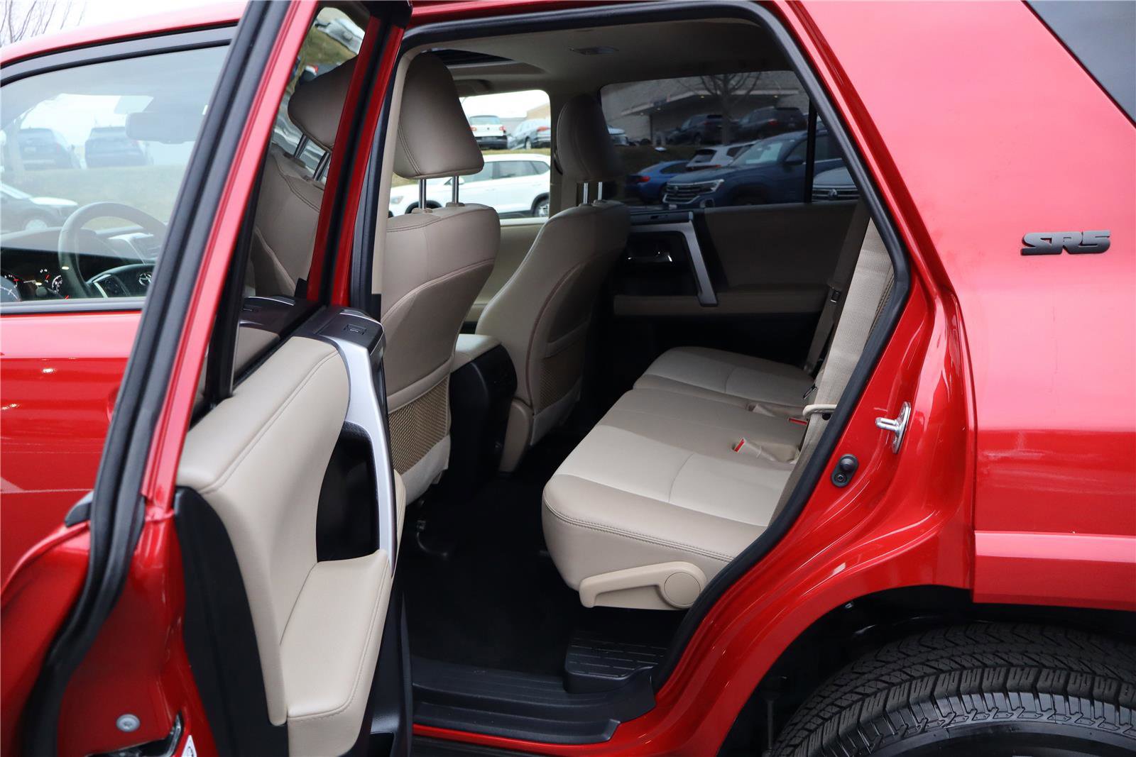 Used 2024 Toyota 4Runner SR5 Premium image 26