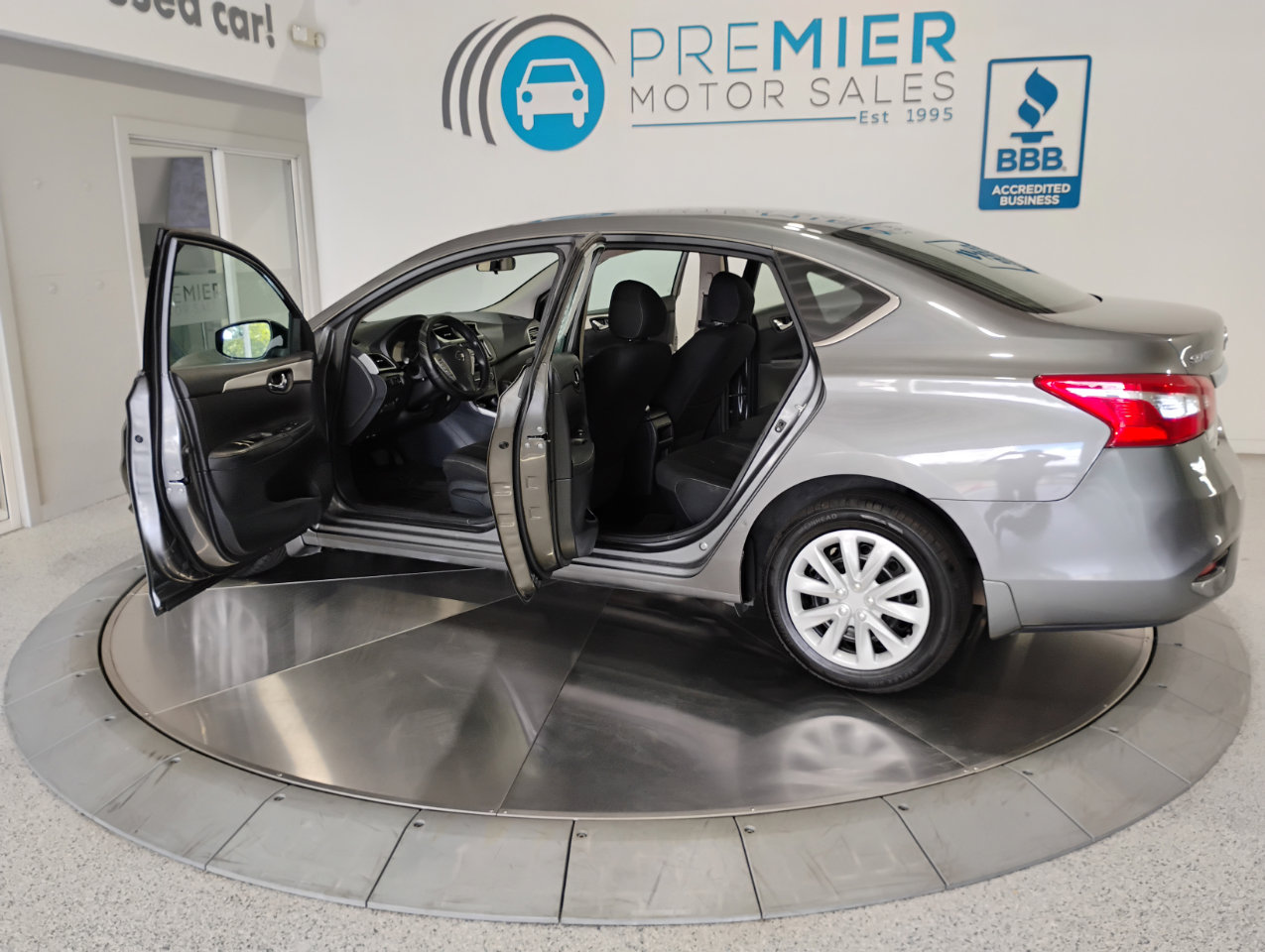 Used 2017 Nissan Sentra S image 4