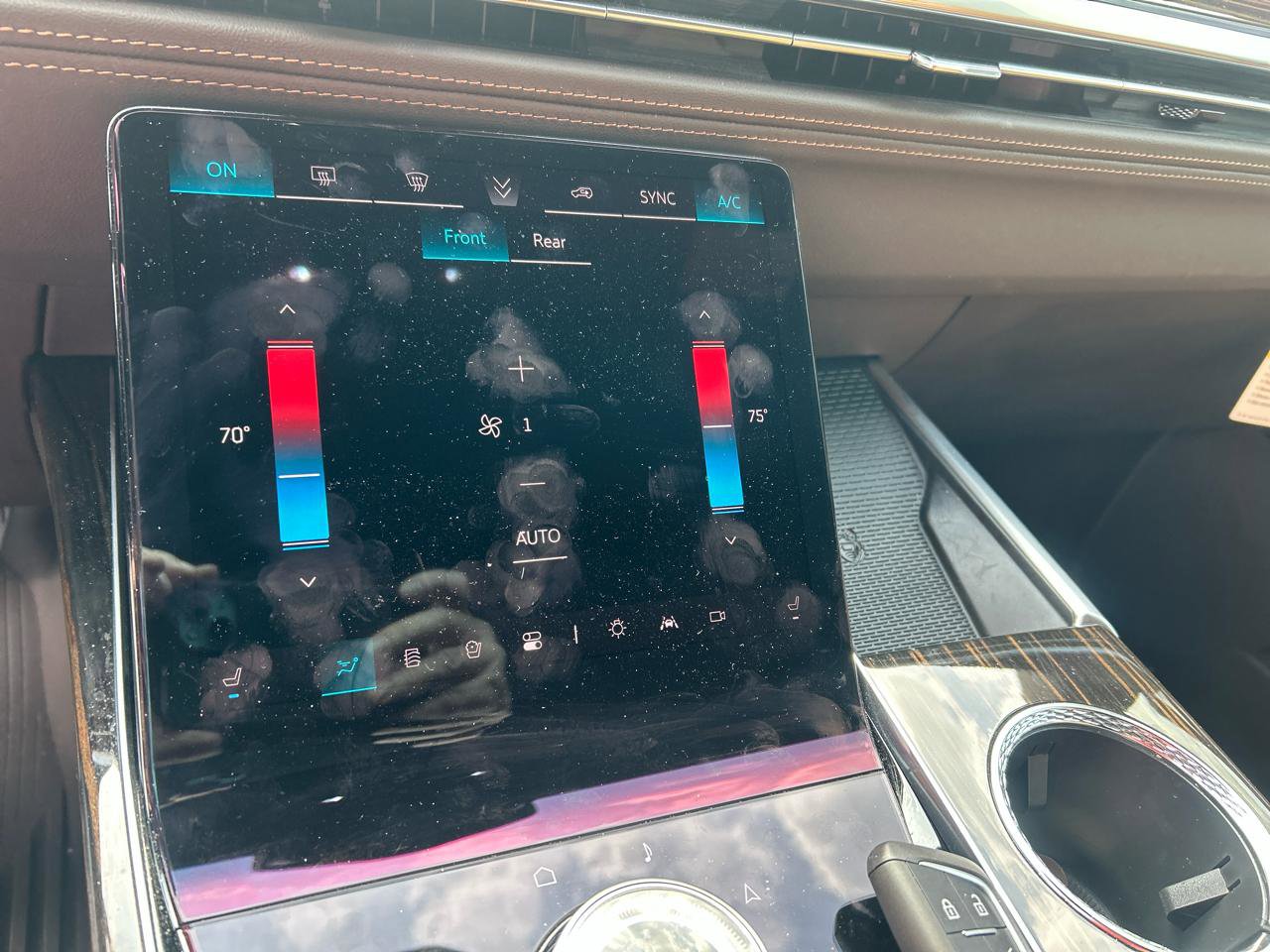 Used 2025 Cadillac Escalade Premium Luxury w/ Touring Package image 21