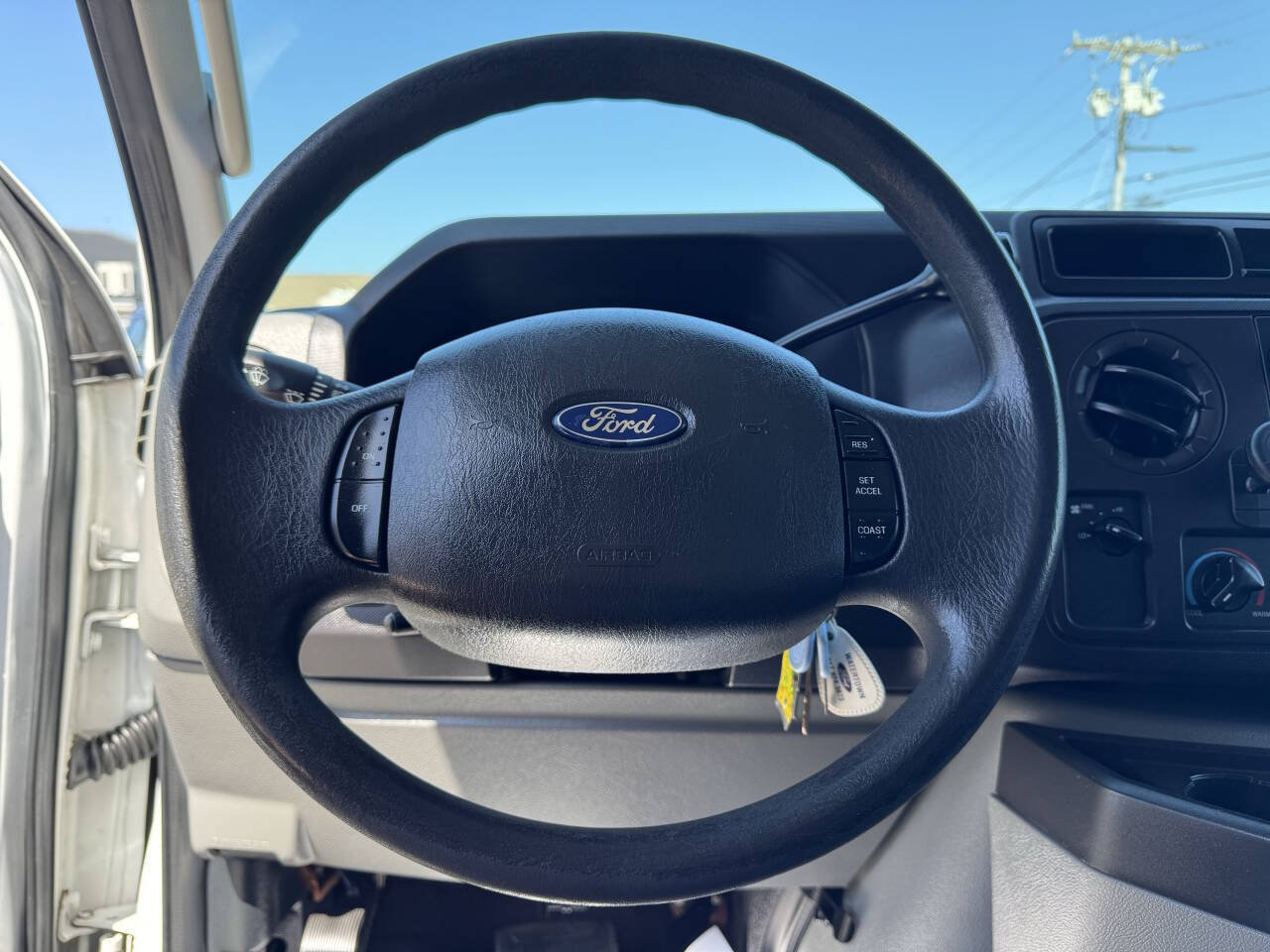 Used 2012 Ford E-250 and Econoline 250 w/ Commercial Cargo Van Pkg RWD image 20