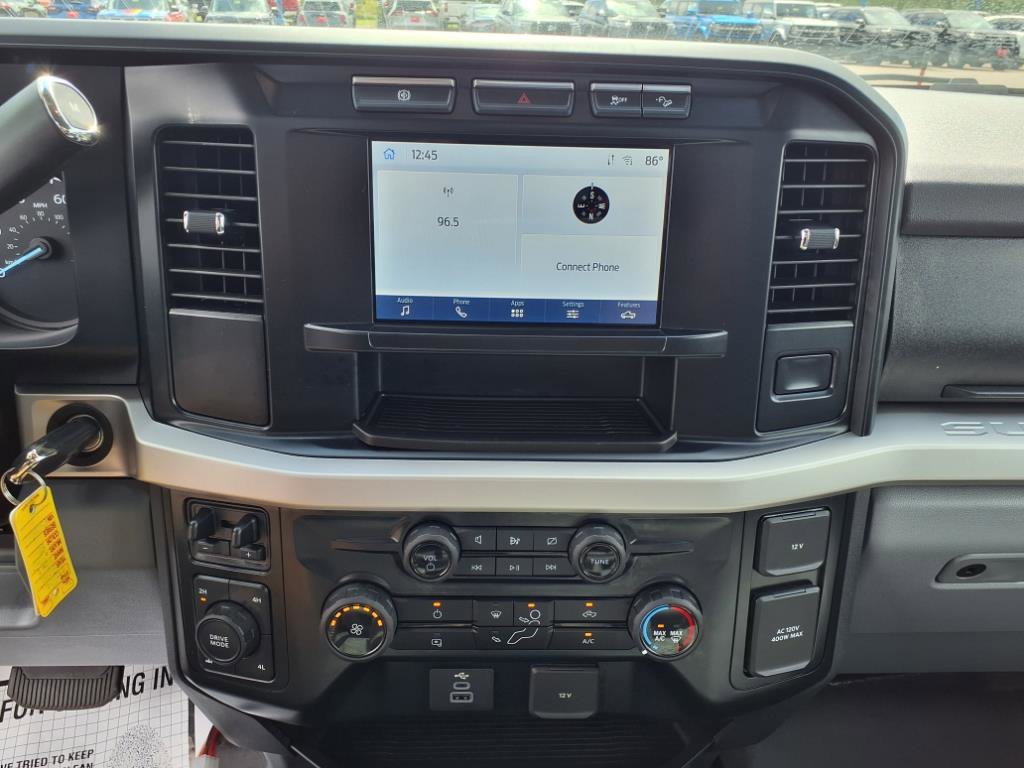 Used 2024 Ford F350 XLT w/ FX4 Off-Road Package AWD/4WD image 13