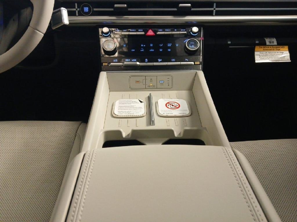 New 2026 Hyundai Santa Fe SEL FWD image 10