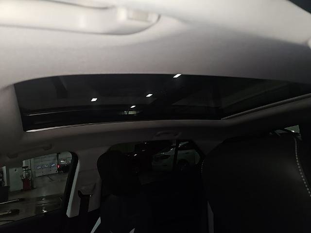 New 2026 Buick Envision Sport Touring image 18