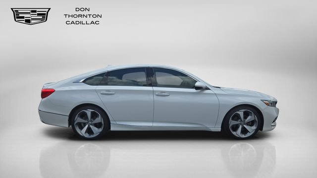 Used 2020 Honda Accord Touring image 6