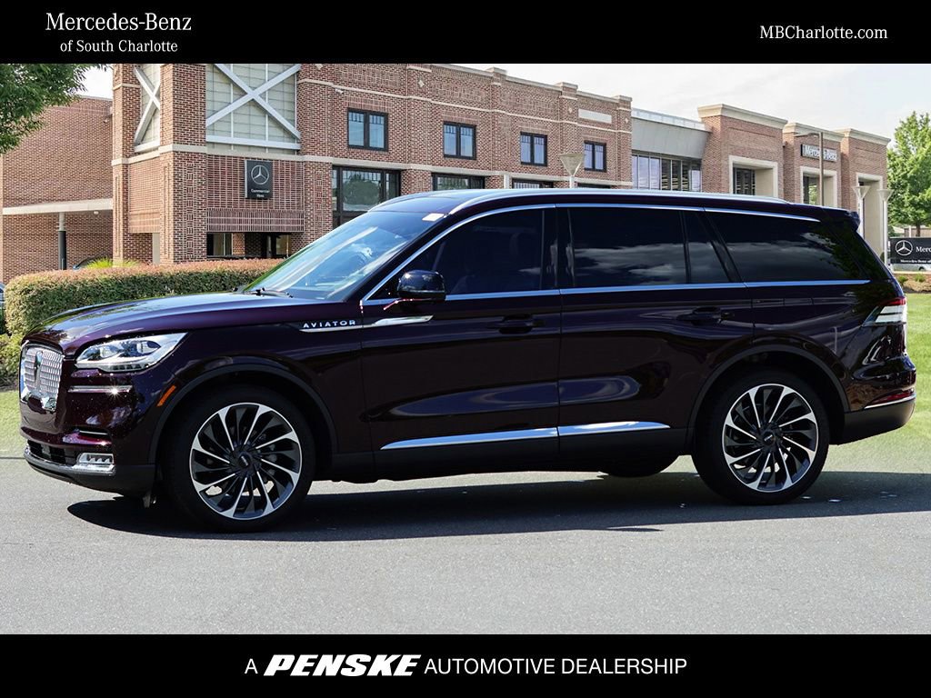 Used 2023 Lincoln Aviator Reserve w/ Equipment Group 201A AWD/4WD image 1
