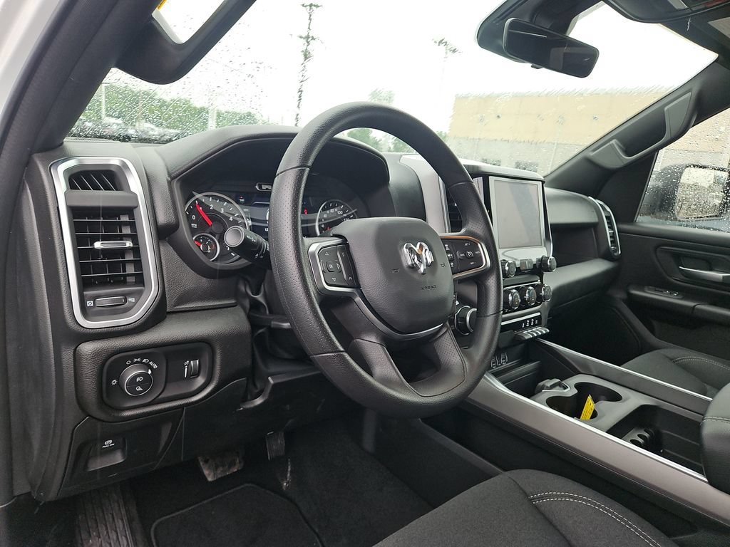 New 2026 RAM 1500 Express AWD/4WD image 16