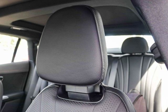 New 2024 Mercedes-Benz EQE 500 4MATIC Sedan image 25