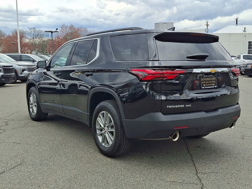 Certified 2023 Chevrolet Traverse LT w/ LPO, Floor Liner Package image 4