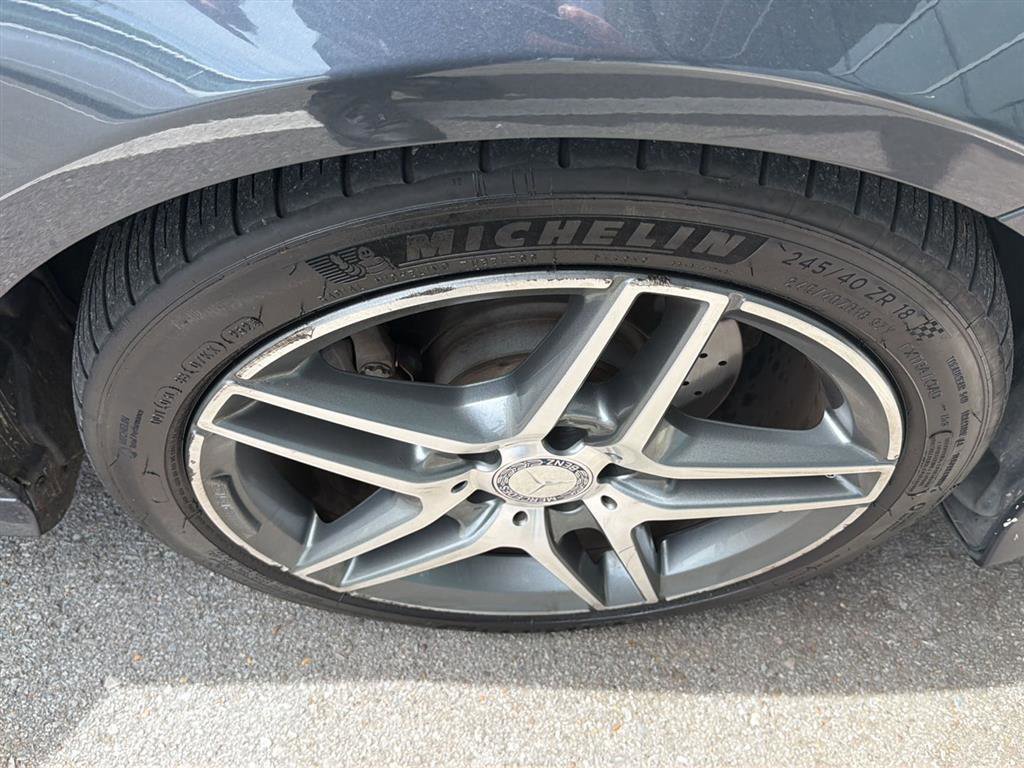 Used 2014 Mercedes-Benz E 350 4MATIC Sedan image 6