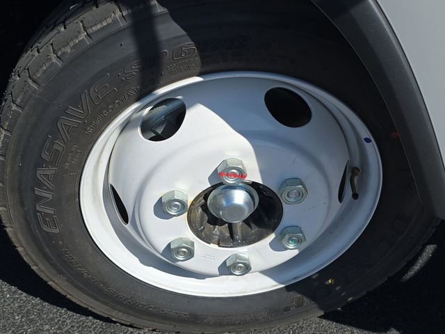 New 2025 Chevrolet Low Cab Forward image 27