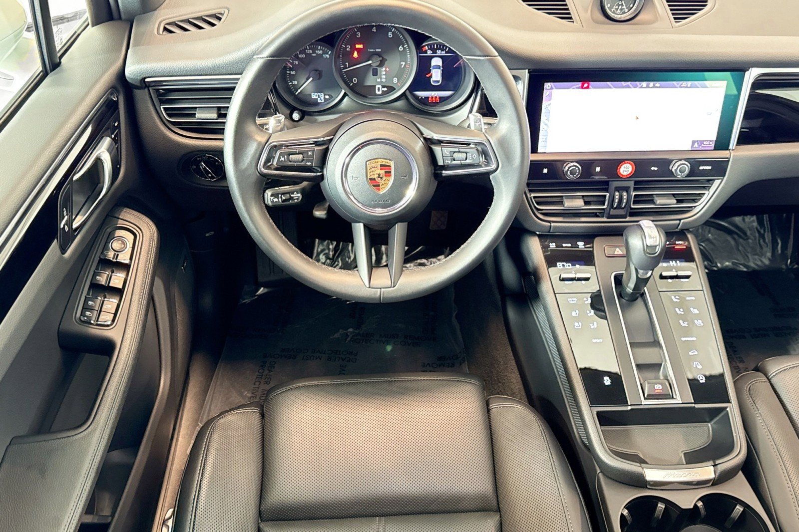 Used 2024 Porsche Macan Turbo image 20