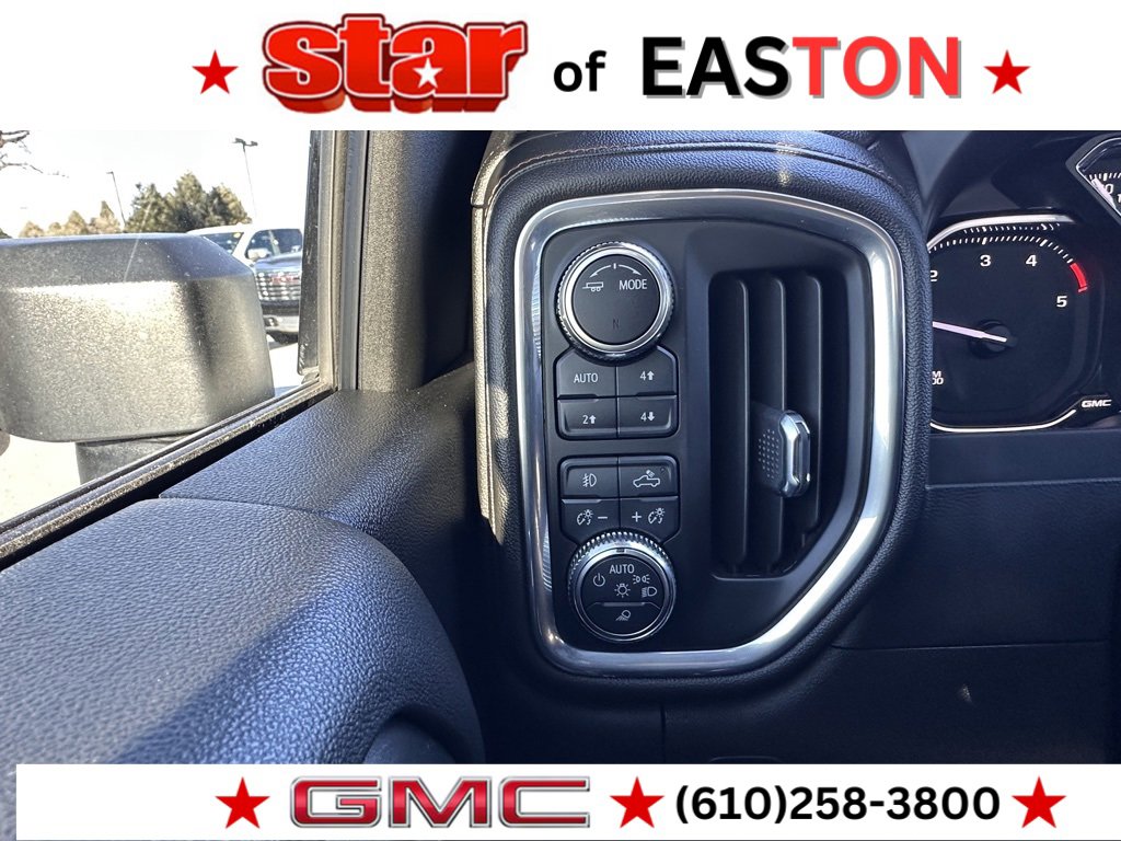 Used 2021 GMC Sierra 2500 AT4 image 29