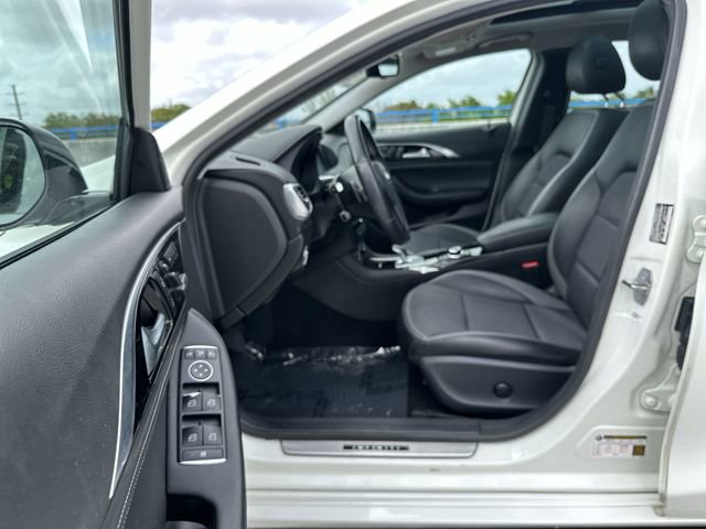 Used 2019 INFINITI QX30 w/ Navigation Package image 22