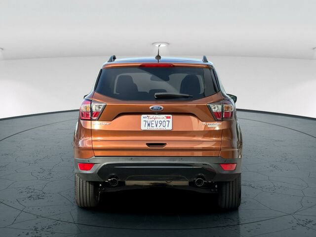 Used 2017 Ford Escape Titanium FWD image 5